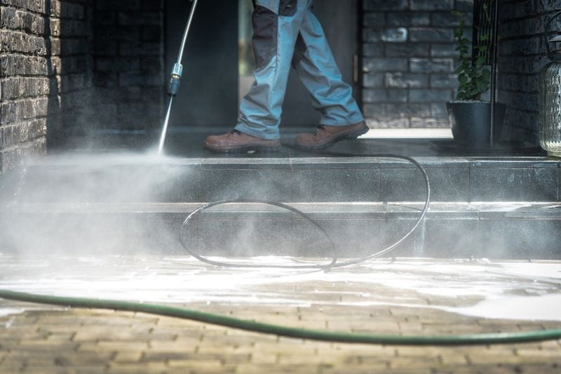Early Spring Cleaning: Winter Pressure Washing Tips for Your Commercial Property Early Spring Cleaning: Winter Pressure Washing Tips for Your Commercial Property